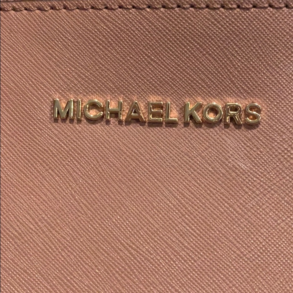 Michael Kors purse - Picture 2 of 5